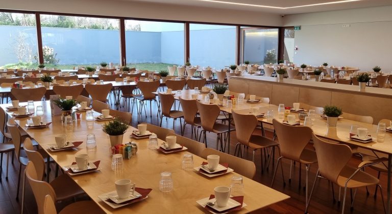 Koffietafel na uitvaart AIC HEIRBRANT VBC uitvaartzorg